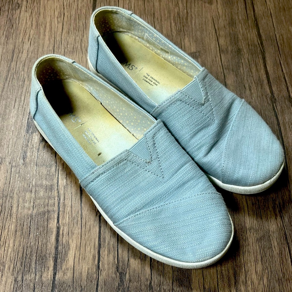 Tom’s loafers casual blue size 9